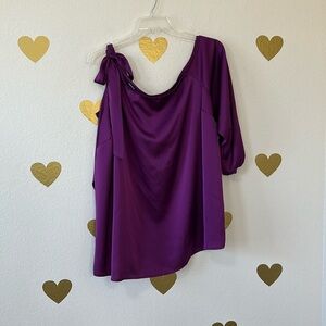 Torrid size 3 purple top with open shoulder bow long sleeve EUC